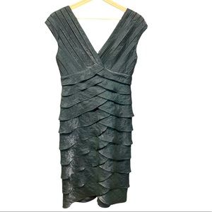 Adrianna Papell Sleeveless Dress 4 Silver Shimmer